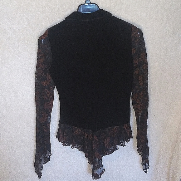 Vintage casadei velvet and lace top size medium. - Picture 2 of 5